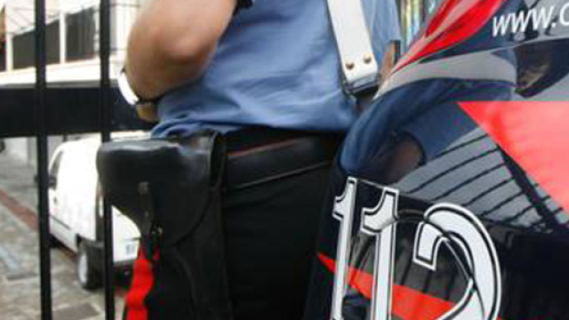Il giovane &egrave; stato denunciato dai carabinieri.