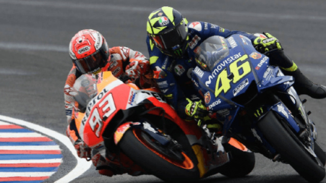 MotoGp, scontro tra Marquez e Rossi