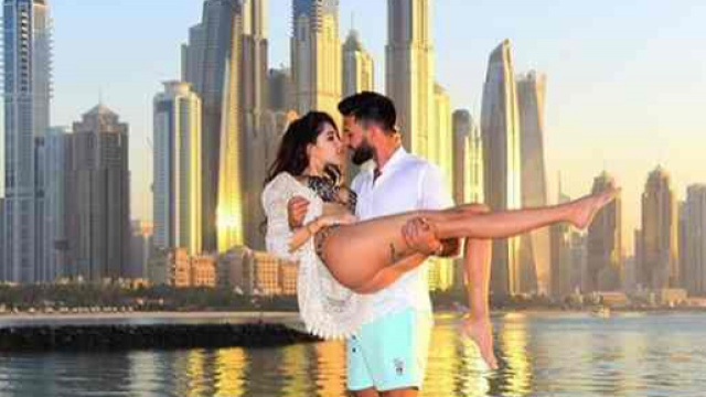 Nabilla et Thomas ont arnaqu&eacute; un guide touristique digital pendant leur s&eacute;jour &agrave; Duba&iuml;