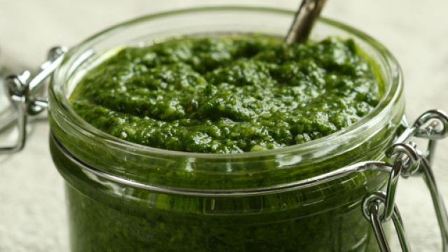 Ricetta pesto alla genovese | Ricette, Salse e sughi | Elody ... - elody.it