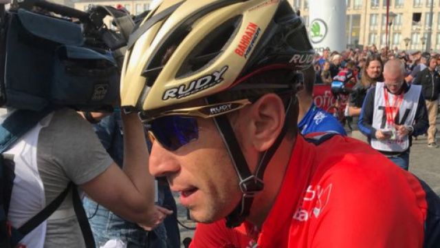 Vincenzo Nibali alla partenza della Liegi Bastogne Liegi.
