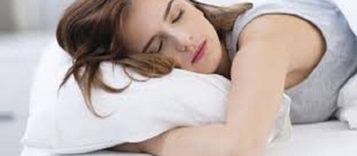 &iexcl;Duerme s&oacute;lo lo necesario para no engordar!