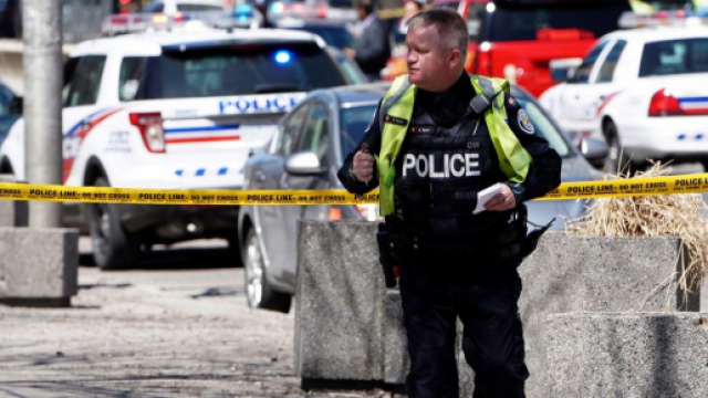 Le conducteur arr&ecirc;t&eacute; sans &ecirc;tre tu&eacute;