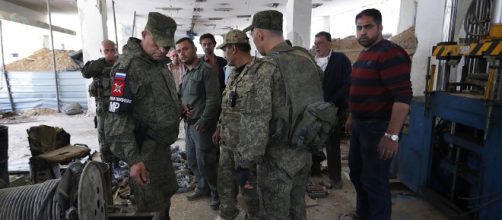 Ataque qu&iacute;mico en Siria: los expertos al fin visitan el lugar de Douma.
