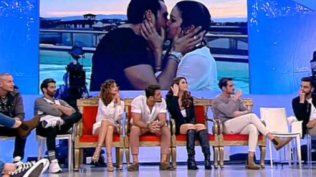 Marta lascia Uomini e donne in lacrime: ecco quando va in onda la scelta di Nicol&ograve;