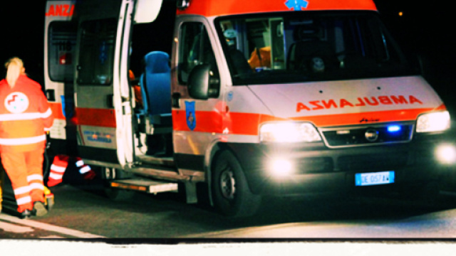 Sul luogo del tragico incidente &egrave; intervenuta un'ambulanza del 118.