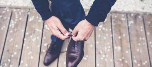 A atitude de admirar as coisas, de perguntando o porqu&ecirc; das coisas, &eacute; central para a filosofia. www.google.com.br