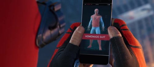 Iron Spider Comes to Marvel's Spider-Man on PS4 [Image Credit: Marvel Entertainment/YouTube screencap]