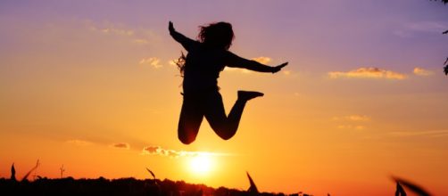 Life should be a joyful experience once we learn to let go of the baggage. [image source: 1556045 - Pixabay]