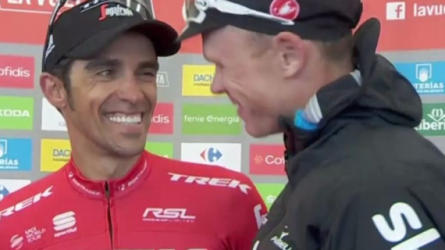 Alberto Contador con Chris Froome