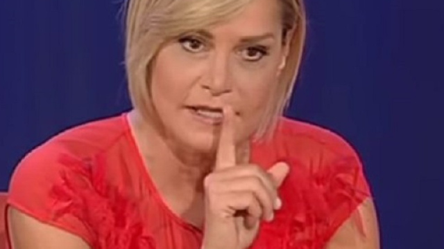 Guerra tra Simona Ventura e Heather Parisi al serale di Amici 17