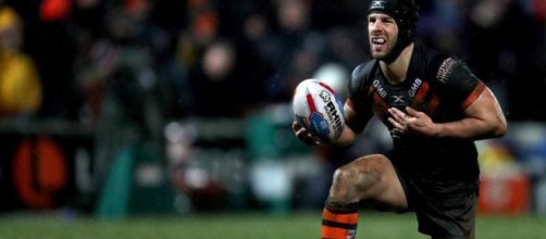 Luke Gale never returned for Castleford after half-time in their victory over Wakefield. Image Source - shropshirestar.com