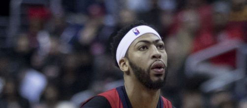 NOP's Anthony Davis is in for a battle against GSW - Keith Allison via Flickr