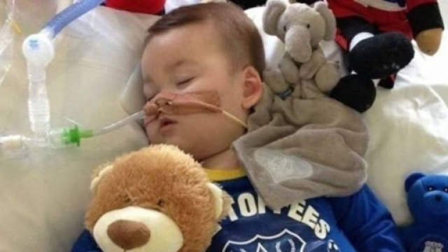 E' morto il piccolo Alfie Evans