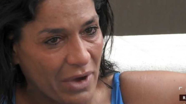 GF 15, cori per Aida fuori dalla casa