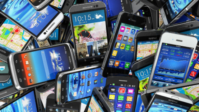 Mercato smartphone in picchiata nel quarto trimestre 2017 ... - androidintheworld.it
