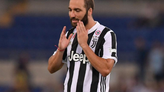 Gonzalo Gerardo Higua&igrave;n, autore del gol vittoria della Juventus.