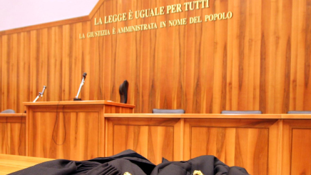 La giustizia &egrave; amministrata in nome del popolo