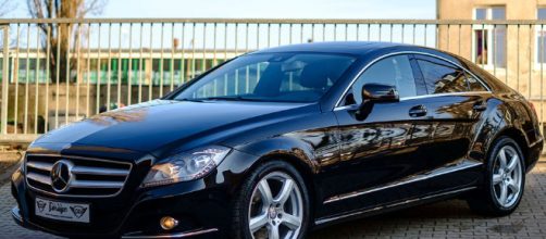 Can The Dealership Survive Technology's Disruption Of How We Buy Cars? [image source: CC0/Pixababy]