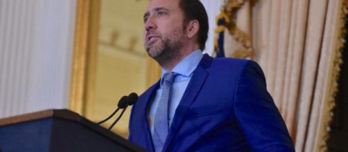 Nicolas Cage announces retirement from acting in 3-4 years to focus more on directing/YouTube.