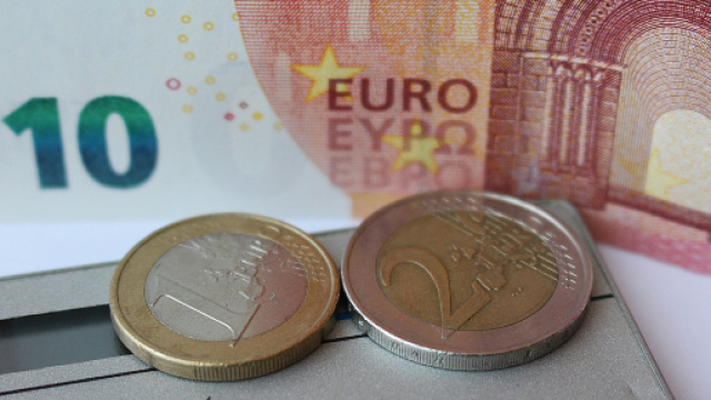 Il debito pubblico cresce per i salvataggi bancari