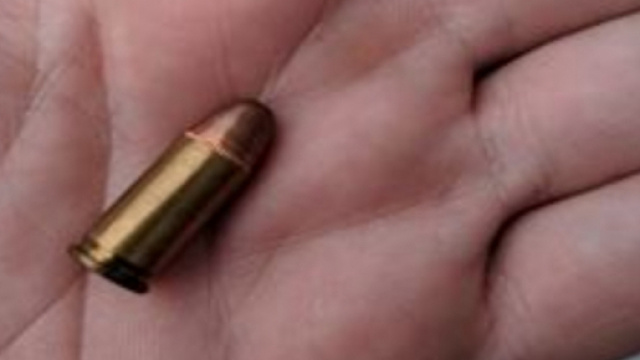 Intimazioni all'inviato di Striscia la Notizia