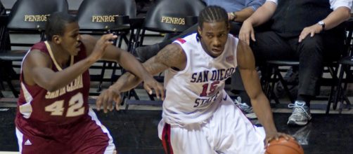 Cavaliers Trade Package for Kawhi Leonard next summer [Image by Keith Allison / Flickr]