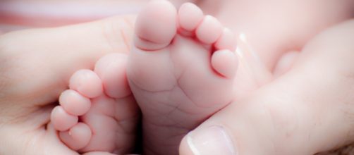 Five everyday baby products to help your newborn and make your life easier (photo free use via Pexels.com)