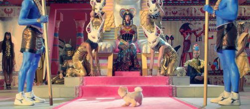 Jiff Pom in 'Dark Horse' music video. - [Katy Perry / YouTube screencap]