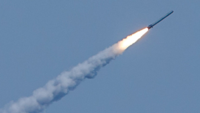 I piani di innesco dei missili russi sul Mar Baltico allarmano la ... - sputniknews.com