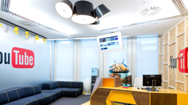 In alto, sede ufficiale di YouTube