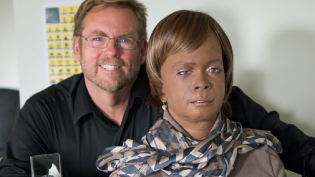 Intelligenza artificiale tra umanoidi e riproduzione del cyber-Io