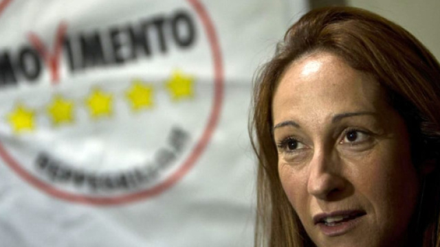 Paola Taverna, l'"urlatrice" del M5S