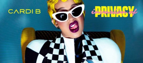 base talk] Metacritic: 83 | Cardi B - Invasion Of Privacy - Base . (Image Credit: ET/Youtube screencap)