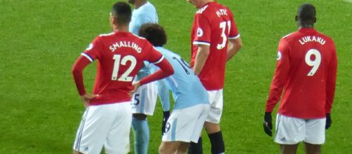 City will try to claim the Premier League trophy against United. [Image via: Ardfern/ Wikimedia Commons]