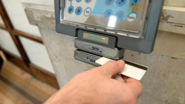 Assenteismo a Ficarra in provincia di Messina, sedici impiegati sospesi