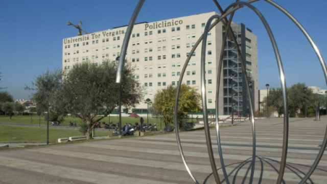 esterno del Policlinico Tor Vergata
