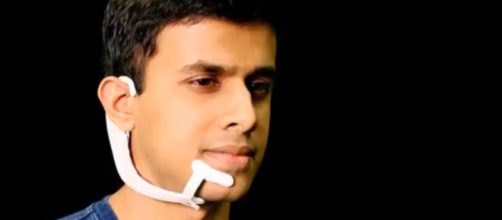 MIT's new headset allows users to simply think of the words they want to use [Image via Samver Saraha / YouTube Screencap]