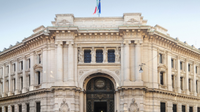 Banca d'Italia: aumento tassi non &egrave; problema peggio vendere l'oro