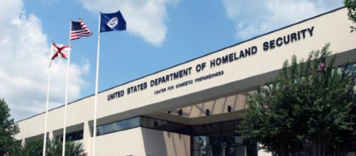 Homeland Security to compile database of journalists. [image source: Kathy Wood/Wikimedia Common]