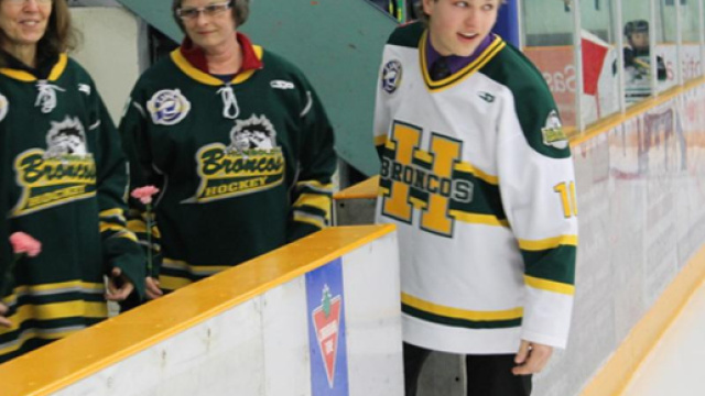 14 ragazzi degli Humboldt Broncos sono morti in un incidente stradale.
