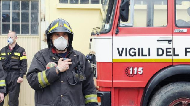 Foto dei mezzi dei Vigili del Fuoco