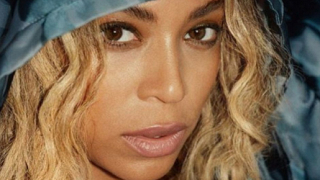 Chi ha morso la faccia di Beyonc&eacute;?