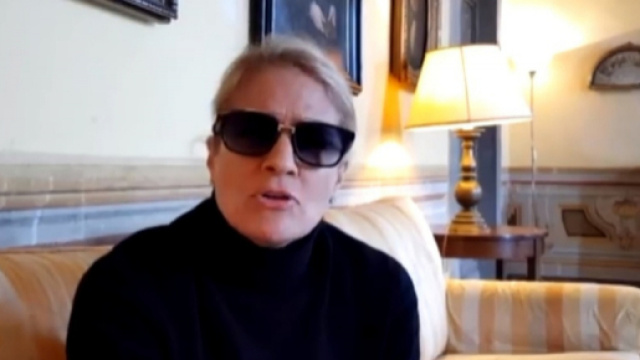 Fan di Biondo minacciano Heather Parisi