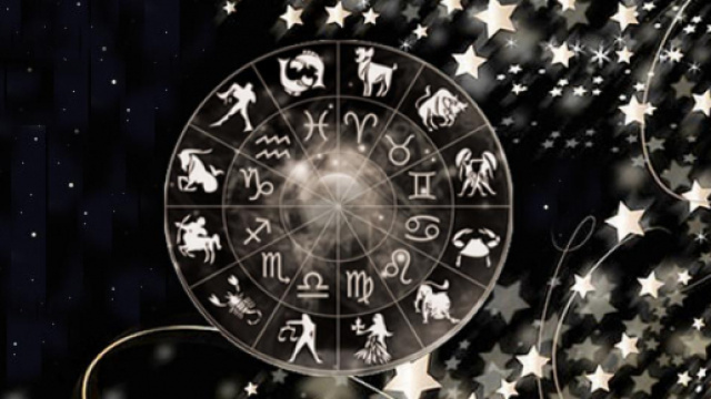 Oroscopo di domani 12 aprile 2018 | Previsioni di gioved&igrave; per tutti e dodici i segni dello zodiaco: al 'top del giorno' lo Scorpione