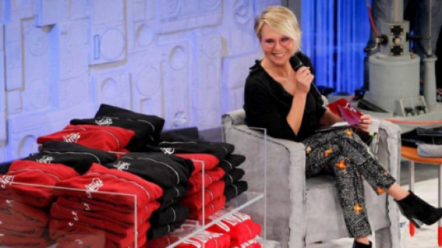 Serale Amici 2018 ascolti flop