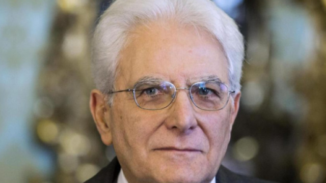 Sergio Mattarella avvia le nuove consultazioni.