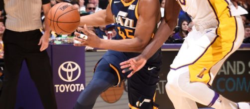 Utah's star rookie Donovan Mitchell drives past LA's Julius Randle (via @NBA on Twitter)