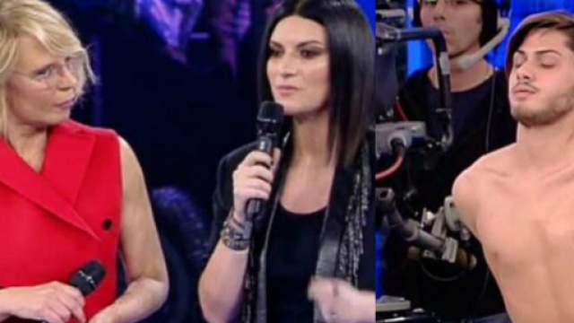 #Amici 17 battuto da #Ballando con le stelle. #BlastingNews