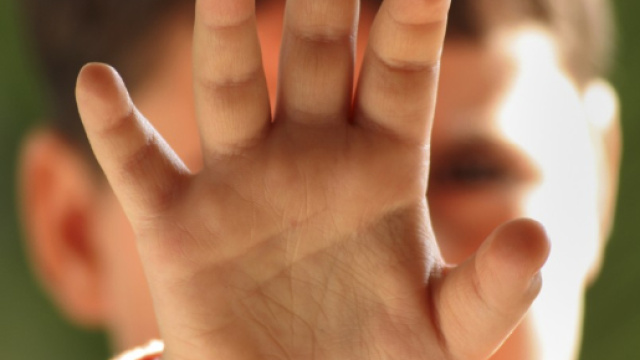 Bambino maltrattato, asilo di Monza